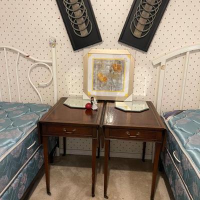 Sale Photo Thumbnail #17: End tables 