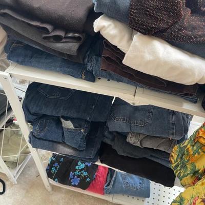 Sale Photo Thumbnail #75: Jeans