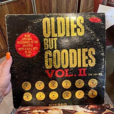 Sale Photo Thumbnail #112: Old records 