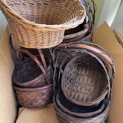 Sale Photo Thumbnail #167: Baskets 
