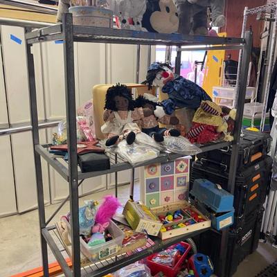 Sale Photo Thumbnail #173: Toys 