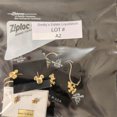 Lot of Walt Disney World Mickey Mini Mouse Jewelry