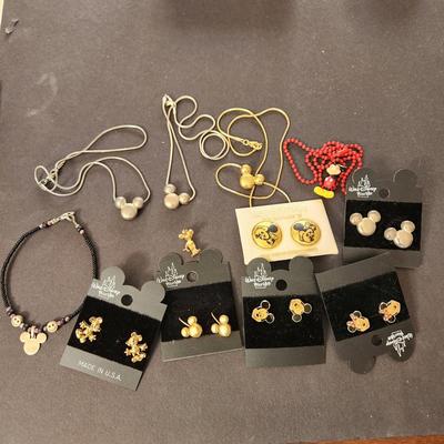 Lot of Walt Disney World Mickey Mini Mouse Jewelry