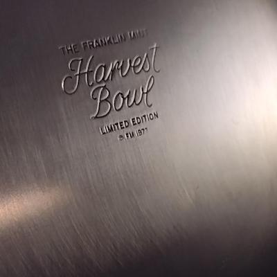 Vintage The Franklin Mint Harvest Bowl- Approx 9 1/2" in Diameter