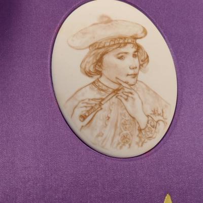Hibel Allegro Ensemble- Plate and Limited Edition Book (1287/7500) Boxed Set