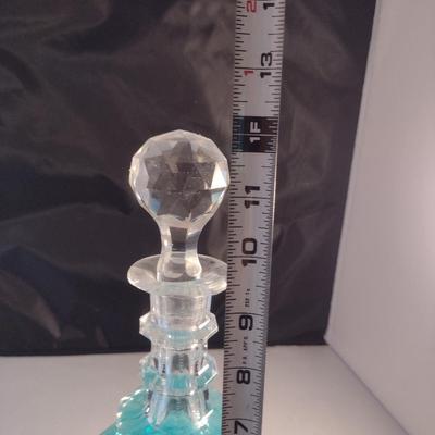 Clear Glass/Crystal Decanter with Stopper- Approx 12" Tall