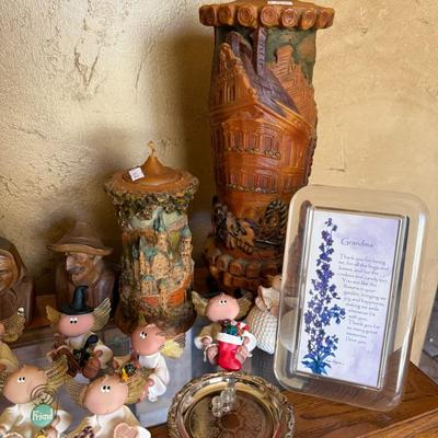 Knicks Knacks and Decorations