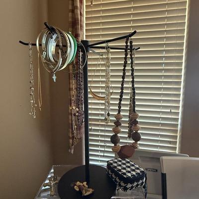 Jewelry Counter Area