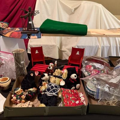Sale Photo Thumbnail #203: Second table of items. (Table and display shelves are not included)