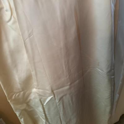 Sale Photo Thumbnail #233: Unfinished sewing projects and wedding gown