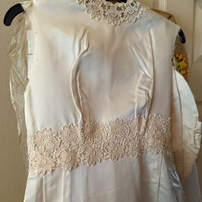 Sale Photo Thumbnail #232: Unfinished sewing projects and wedding gown