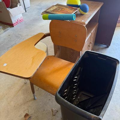 Middle of Garage Items