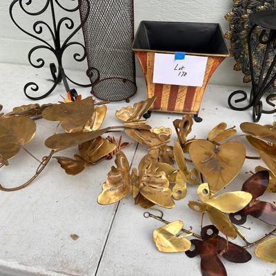 Misc Lot of Mixed Décor and other Items 