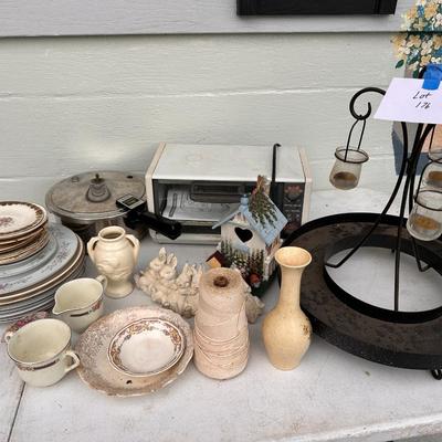 Misc décor and Household Items - Mixed Lot