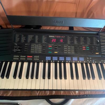 Yamaha Portatone Keyboard (GB1-MG)