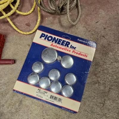 Automotive Utility & Emergency Gear Lot