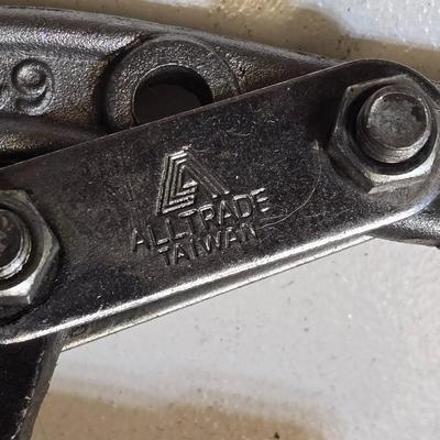 Alltrade 3-Jaw Gear Puller - Automotive Puller