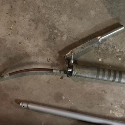 Craftsman Professional 4-Ton Low Profile Floor Jack and grease gun
