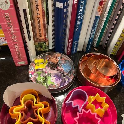Sale Photo Thumbnail #73: Cookbooks and cookie cutters