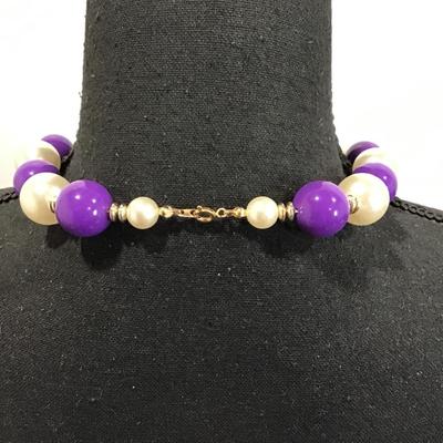 Sale Photo Thumbnail #86: Very nice multi color beaded necklace 
Please see attached photos