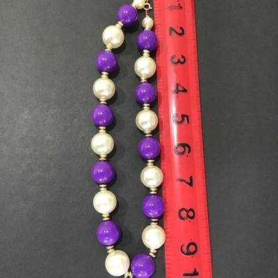 Sale Photo Thumbnail #87: Very nice multi color beaded necklace 
Please see attached photos