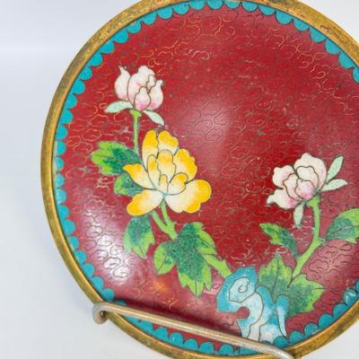 LOT 50F: Delfts Polychrome Trinket Box, Hand Painted Mini Plate & More
