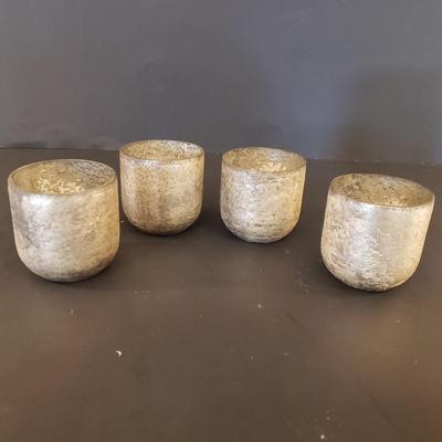 LOT 64F: Silver Mercury Glass Style Vase with Matching Tea Light Votive Holders