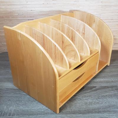 LOT 70F: Desk Top Organization and Lighting