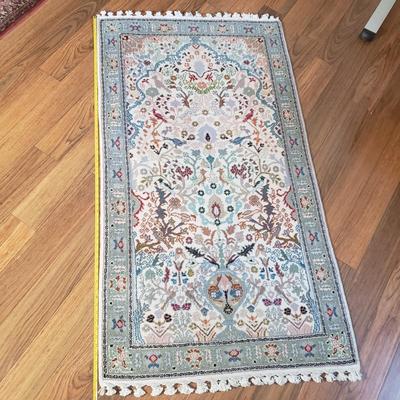 LOT 71M: Set of 3 Accent Rugs