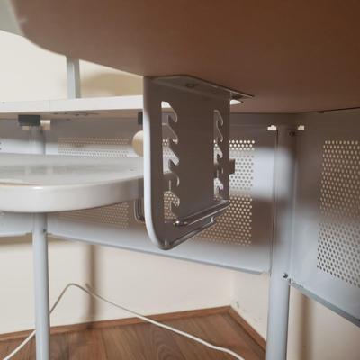 LOT 72M: Corner Desk with Detachable Top Organization
