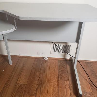 LOT 73M: Corner Desk