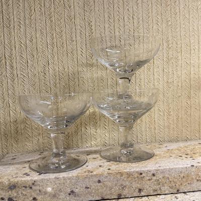 LOT 110G: Etched Glassware Collection