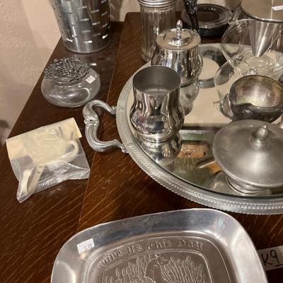 Sale Photo Thumbnail #95: Silver S & P shakers, Platted serving dishes.