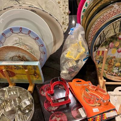 Sale Photo Thumbnail #110: Cookie Cutters, Platters, Plates 

 Plate Holders not included