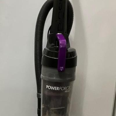 Bissell PowerForce Helix Bagless Upright Vacuum