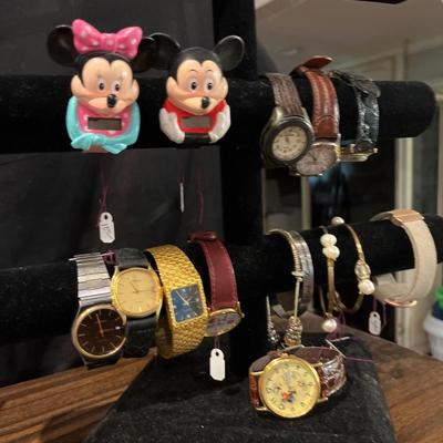 Sale Photo Thumbnail #158: Jewelry, music box, casio val-tone, watches, baseball cards and more.
