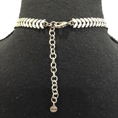 Beautiful vintage Stella, and dot statement necklace