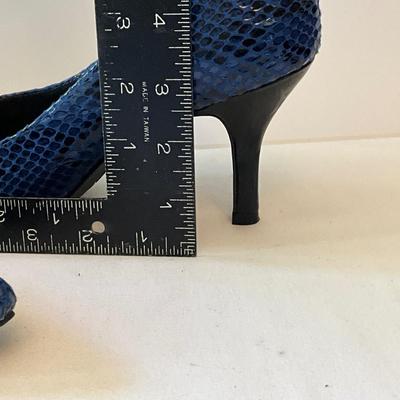 Christian Siriano Blue Heels, size 8