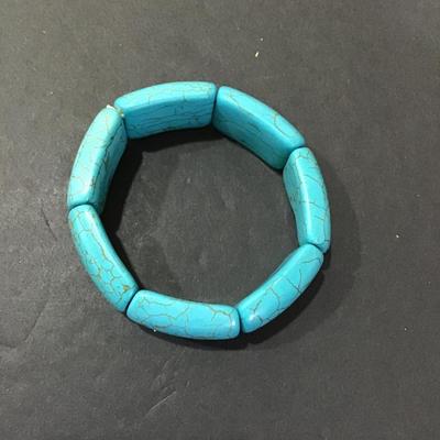 Polished turquoise Type Stone stretch bracelet