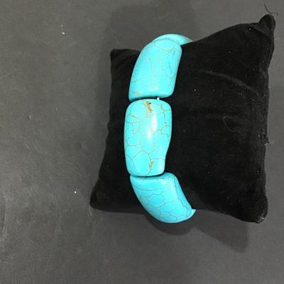 Polished turquoise Type Stone stretch bracelet