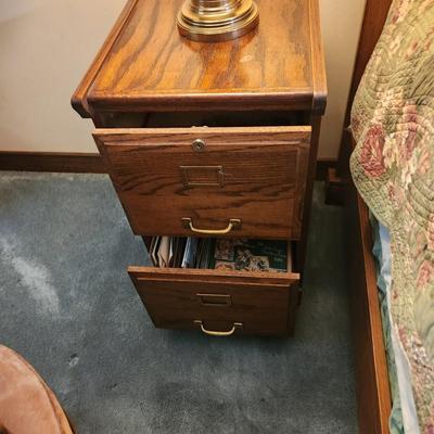 2 Oak 2 Drawer Side Table File Cabinet 16x17x28