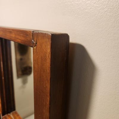 Wall Mirror 24x21