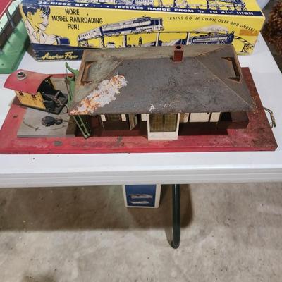 Mixed Lot American Flyer Lionel Marx Train Accessories