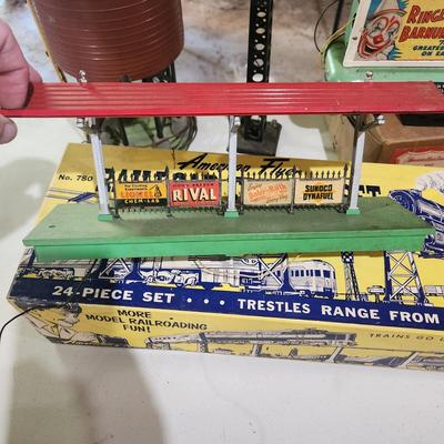 Mixed Lot American Flyer Lionel Marx Train Accessories