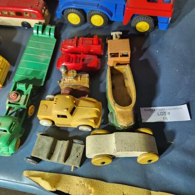 Lot of Vintage Toys Tom Thumb Toy Cash Register , Tootsietoy truck