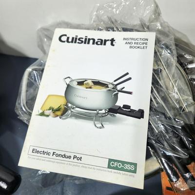 Lot of 5 Vintage Yellow Green Red Fondue Pots, Cuisinart Electric Fondue Pot