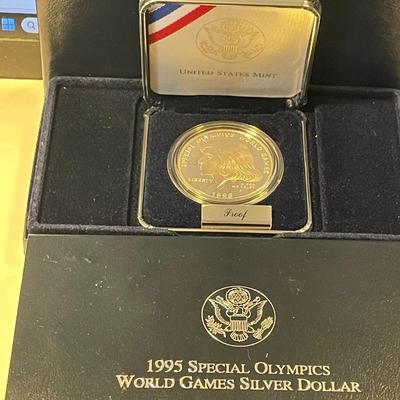 1995 Special Olympics World Game Proof Silver Dollar Commemorative Coin in Original Box No Papers as Pictured.