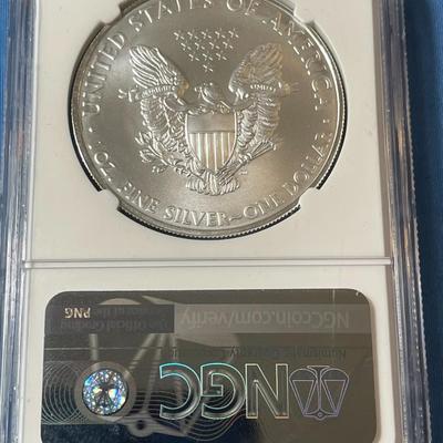 NGC CERTIFIED 2009 MS69 GRADED SILVER EAGLE DOLLAR .999 SILVER AS PICTURED. (COIN #058).
