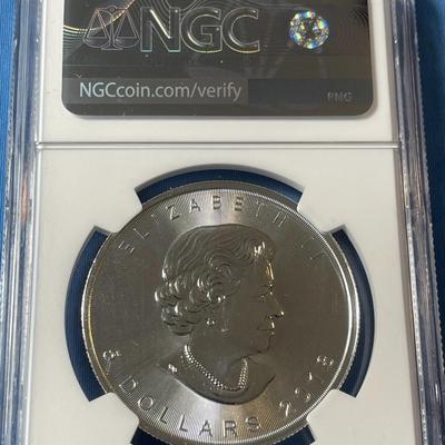NGC CERTIFIED CANADA 2018 MS69 GRADED MAPLE LEAF 1-OUNCE .999 SILVER ROUND AS PICTURED. (COIN #041).