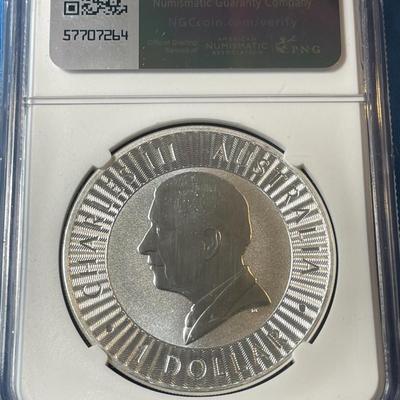 NGC CERTIFIED AUSTRALIA 2024 MS69 GRADED KANGEROO 1-OUNCE .999 SILVER ROUND AS PICTURED. (COIN #128).